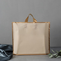 Sac en plastique EVA givré de Phnom Penh en gros pour vêtements, cadeaux, fourrure, personnalisé avec logo pour l'emballage de chaussettes