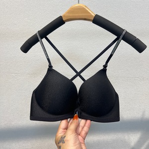 Nouveau soutien-gorge sans armatures push-up brillant et <span class=keywords><strong>sexy</strong></span> pour fille, avec boucles à l'avant et dos sculpté, style halter, pour un look tendance et pur. - Product Image 4