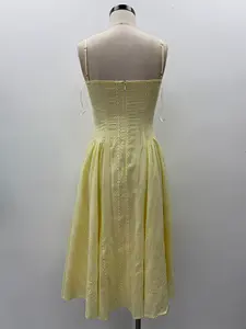 <span class=keywords><strong>Robe</strong></span> midi en coton jaune à œillets pour femme, été 2026, élégante, col cœur, <span class=keywords><strong>corset</strong></span>, <span class=keywords><strong>robe</strong></span> d'été, bretelles spaghetti, <span class=keywords><strong>robe</strong></span> de plage, <span class=keywords><strong>robe</strong></span> de vacances - Product Image 3