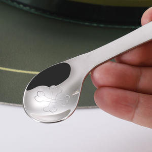 Cuchara de alimentación para bebés, cuerpo recto con patrón de dibujos animados de acero inoxidable 304, para uso infantil de 0 a 12 meses - Product Image 2