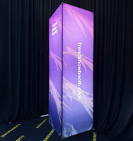 Stand modulaire 30x30 pour salon professionnel avec affichage LED SEG et espace de rangement rétroéclairé pour IAAPA Expo 2026 Orlando