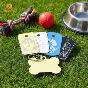 Venta al por mayor llavero personalizado Animal grabado láser fundición redonda mascota perro ID <span class=keywords><strong>Metal</strong></span> hierro PP bolsa estilo europeo monedero llavero - Product Image 6