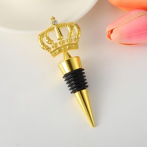 <span class=keywords><strong>Couronne</strong></span> d'or bouchon <span class=keywords><strong>de</strong></span> bouteille <span class=keywords><strong>de</strong></span> vin rouge anniversaire mariage fête faveurs anniversaires Souvenirs <span class=keywords><strong>porte</strong></span> retour cadeaux pour les invités - Product Image 2