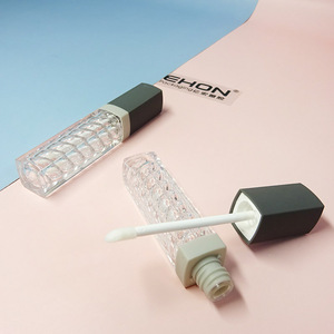 Nouveau design – Flacon d'huile à lèvres carré à motif ondulé de 6,5 ml – Emballage cosmétique vide – Contenants pour brillant à lèvres – Étui en plastique pour rouge à lèvres liquide - Product Image 4