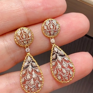 อาซูโอ 18K ทองคำแท้ สไตล์วินเทจ เพชรที่เพาะเลี้ยงในห้องปฏิบัติการ เครื่องประดับหรูหรา ต่างหูแบบห้อย ของขวัญสำหรับผู้หญิง สวมใส่ได้ทุกวัน งานเลี้ยงระดับไฮเอนด์ - Product Image 2