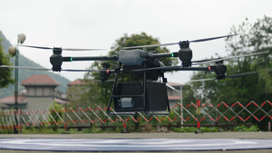 Беспилотный летательный аппарат FlyCart 30 FC30 для доставки грузов, транспортный БПЛА, высота полета 6000 м, с центром доставки и пилотом-2 - Product Image 2