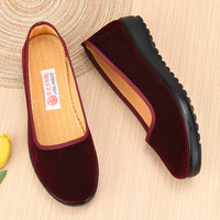 Nouvelles chaussures en tissu de style vieux Pékin pour femmes, chaussures plates antidérapantes à bout carré pour l'hôtellerie et le travail, chaussures de danse noires, vente en gros