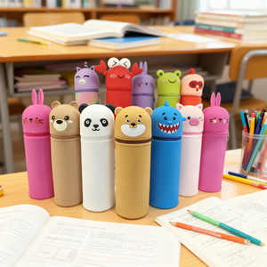 Estuche de silicona para lápices con cierre de cremallera para escuelas, oficinas, diseño de impresión digital, soporte de papelería estilo animal de dibujos animados - Product Image 1