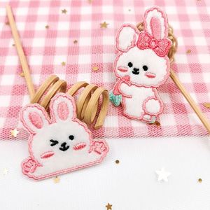 แผ่นแปะติดเองลายการ์ตูนน่ารัก ขนฟู รูปสุนัข หมี แมว กระต่าย สำหรับตกแต่ง - Product Image 2