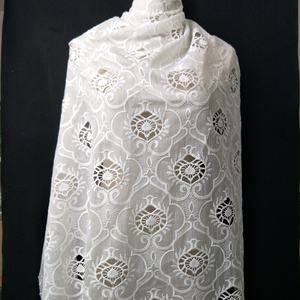 手作り刺繍コットンナイロンブレンドブライダルフランス花柄レースドレス生地サプライヤー - Product Image 1