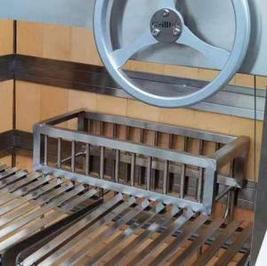 Parrilla de madera de carbón vegetal de doble rueda comercial de lujo altura ajustable Asado / Santa María/Argentina GK1230DWP - Product Image 6