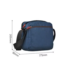 Bolsos de hombro de hombre de materiales y tamaños personalizados de fábrica con cierre de cremallera de nailon estilo de moda - Product Image 6