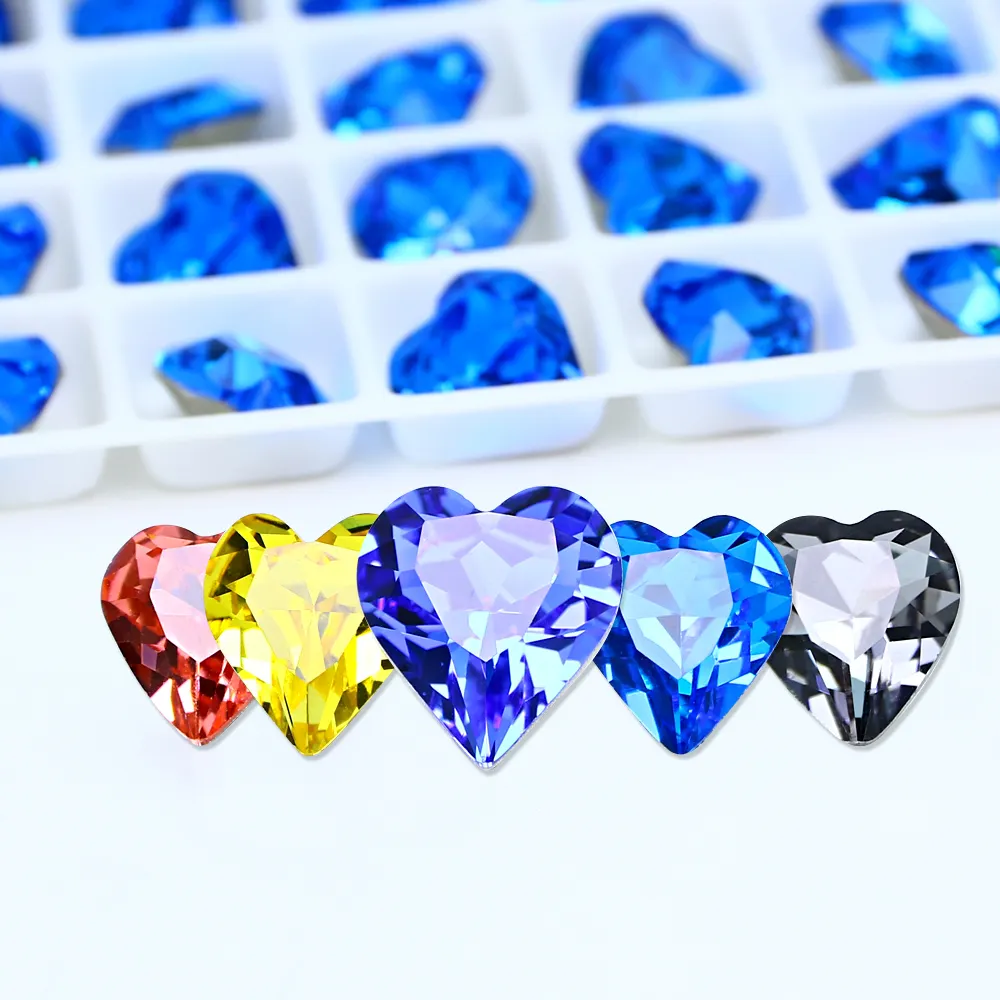 Junjiao Crystal Heart Glass Stone Colorful K9 Crystal Point Back Fancy Heart Shape strass perline allentate per indumenti