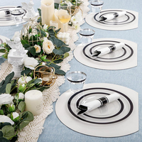 Assiette de présentation transparente de 13 pouces Assiette de présentation à bord doré Assiettes de présentation à bord noir pour mariage