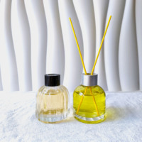 Diffuseur de luxe personnalisé bouteille en verre parfums de maison parfum arôme rond huile essentielle bouteille d'aromathérapie avec couvercle
