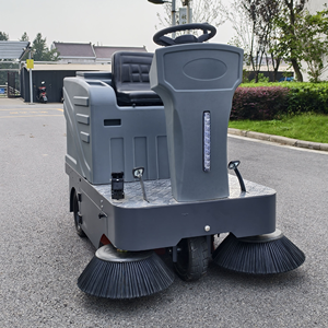 Electric Ride-On Street Sweeper with Dual Side <b>Brushes</b> and LED Lights for <b>Outdoor</b> Cleaning - Product Image 2