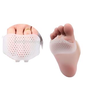 Scarpe in Silicone Pad Corrector Toe Pad Tutori ortopedici Cuscino Pad Sottopiede di Pedicure Del Piede Massaggiatore - Product Image 1
