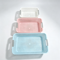 Panier de rangement en plastique à 3 tailles avec trou de drainage, panier de rangement portable pour le bureau, pour les jouets des enfants, les collations, les articles ménagers divers