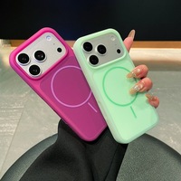 Coque de téléphone portable magnétique en silicone gel couleur unie pour iPhone 17 Pro Max 16 15 14 13 Pro Max, antichoc et givrée
