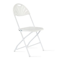 Chaises pliantes blanches en plastique portatives de dos de ventilateur de jardin de noce pour des événements extérieurs