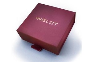 Hộp Quà Tặng Từ Tính Giấy Đỏ Hình Chữ Nhật Cao Cấp Có Logo Lá Vàng - Product Image 2