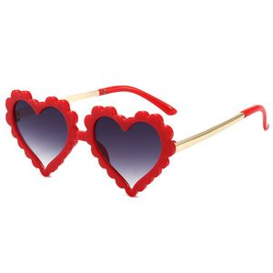 Nuovi <span class=keywords><strong>occhiali</strong></span> <span class=keywords><strong>da</strong></span> <span class=keywords><strong>sole</strong></span> per bambini alla moda e adorabili <span class=keywords><strong>occhiali</strong></span> <span class=keywords><strong>da</strong></span> <span class=keywords><strong>sole</strong></span> per bambini <span class=keywords><strong>a</strong></span> forma di <span class=keywords><strong>cuore</strong></span> personalità fiore amore <span class=keywords><strong>occhiali</strong></span> <span class=keywords><strong>da</strong></span> <span class=keywords><strong>sole</strong></span> - Product Image 5