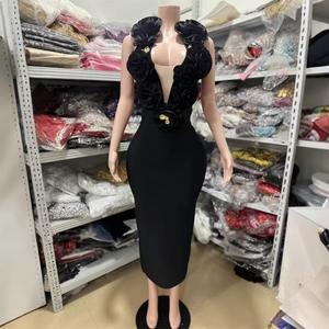 Abito da Sera Elegante da Donna, Vestito Lungo Rosso Floreale Snellente con <span class=keywords><strong>Schiena</strong></span> Scoperta Sexy e Design con Spalline, Abito Formale Maxi - Product Image 2