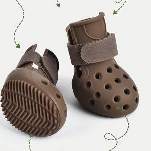 Chaussures pour chiens en silicone souple antidérapant, écologiques, tendance hivernale, motif uni, anti-rayures, accessoires vestimentaires pour animaux de compagnie - Product Image 3