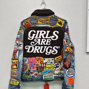 Custom <span class=keywords><strong>Patch</strong></span> <span class=keywords><strong>Down</strong></span> Nek Oversized Lange Mouw Winter Baggy Denim Vintage Grafische Anime Bont Pluizige Kraag Heren Jas - Product Image 2