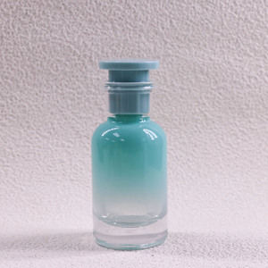 Chất Lượng Cao Sang Trọng 30Ml 50Ml 100Ml Rõ Ràng Rỗng Vuông Bơm Lại Nước Hoa Chai Thủy Tinh Với Tùy Chỉnh Phun Bơm Cho Mỹ Phẩm - Product Image 3