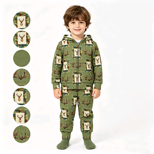 Ensemble 2 pièces personnalisé pour bébés garçons : pull et pantalon de jogging à motif camouflage de cerf et branches, vêtements pour frères - Product Image 1