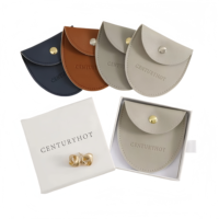Sac de pochette à bijoux en cuir PU personnalisé 8*8cm bague de luxe bracelet collier sac d'emballage bijoux sac de pochette en cuir avec logo