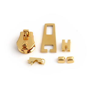 Tirador de cremallera bloqueable deslizante de cremallera de <span class=keywords><strong>metal</strong></span> de alta calidad tirador de cremallera de <span class=keywords><strong>metal</strong></span> con logotipo personalizado para accesorios de bolsa - Product Image 5