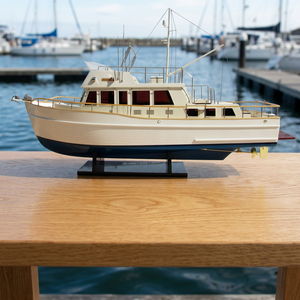 Modelo de Yate Deportivo de Madera Grand Bank 42 Trawler SB0097P, Regalos Novedosos, GIA NHIEN CO. LTD Europa - Product Image 2