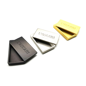 Estuche de maquillaje compacto con recarga magnética, Perfume sólido - Product Image 5