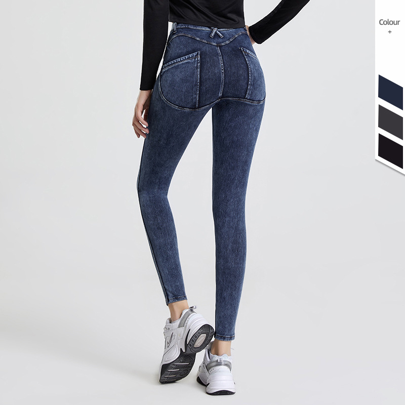 Moda para mujeres mayores de 60 años - ¿ Cómo verse y sentirse bien?