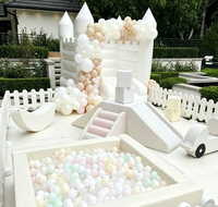 Château gonflable personnalisé en pastel, équipement de jeu souple, piscine à balles blanche, toboggan pour tout-petits, aire de jeux intérieure pour fêtes et maison
