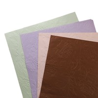 Emballage de bouquet de fleurs en papier gaufré tridimensionnel motif rose en relief, pour fleurs fraîches et arrangements floraux