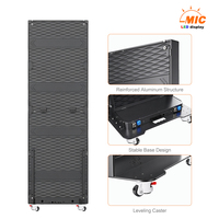 Écran d'affichage LED portable vertical P1.25 P1.53 pour la promotion des nouveautés en magasin de mode et la publicité en vitrine en intérieur