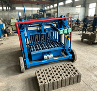 Machine à fabriquer des blocs de briques à haute efficacité pour briques creuses en ciment avec formation automatique pour les projets de construction