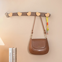 Porte-manteau mural en bois de noyer noir avec crochets en bois massif, design perforé, motif mignon pour entrée et couloir