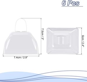 Cloche à vache en métal poli à suspendre avec boucle supérieure et sonnette intégrée pour la décoration de la maison et l'extérieur en période des fêtes - Product Image 3