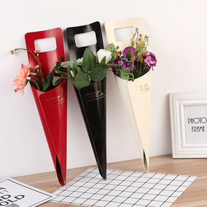 beautiful and luxury trigonal flower bag flower box