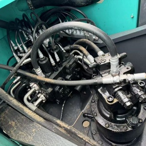 Excavatrice sur chenilles Kobelco SK200 d'occasion, faible nombre d'heures, matériel d'occasion du Japon, Kobelco SK200 60 75 130 135 140 210 350 75 - Product Image 6