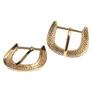 Hebilla de cinturón rectangular martillada con borde plateado de 30/<span class=keywords><strong>31</strong></span> mm (<span class=keywords><strong>1.18</strong></span> pulgadas), con barra central semicircular dorada de un solo pasador, de aleación, ecológica y sin níquel. - Product Image 1