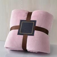 Desain kustom 100% poliester cetak warna Solid ukuran King Microfiber tebal Ratu flanel selimut bulu untuk musim dingin musim gugur