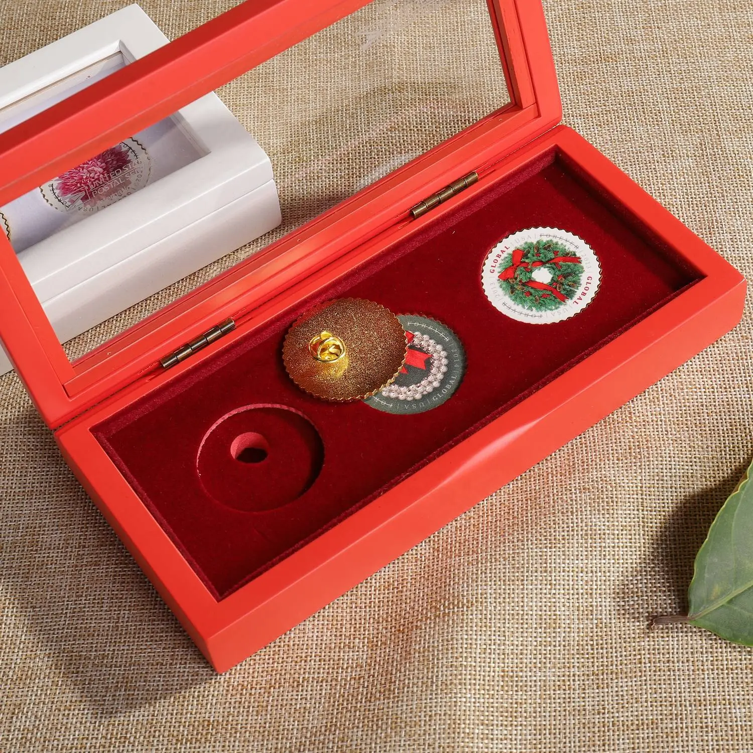 Boîte à pièces en bois à charnière en acrylique, couvercle transparent rouge bleu blanc présentoir boîte de rangement pour pièces en bois