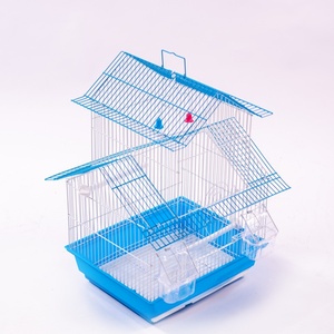 Cage à oiseaux en fil d'acier vert avec plateau en plastique et décorations de clochettes pour petits oiseaux, usage intérieur, style moderne, design durable - Product Image 5