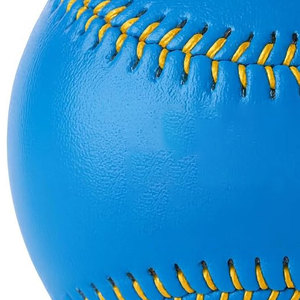 Ballons de softball en cuir personnalisés en gros pour OEM, avec logo sur mesure, promotionnels, légers, durables, de haute qualité, pour l'entraînement et les matchs - Product Image 4