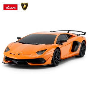 Coche de Juguete RASTAR Hobby Plus para Niños, Coche de Control Remoto con Licencia Oficial de Lamborghini, Coche Eléctrico de Plástico 1:24, 4 Canales - Product Image 4